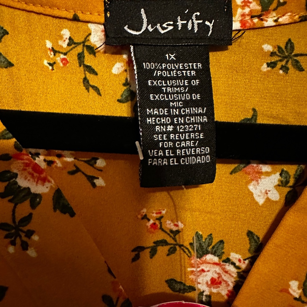 Justify Mustard Floral Top - Picture 2 of 2